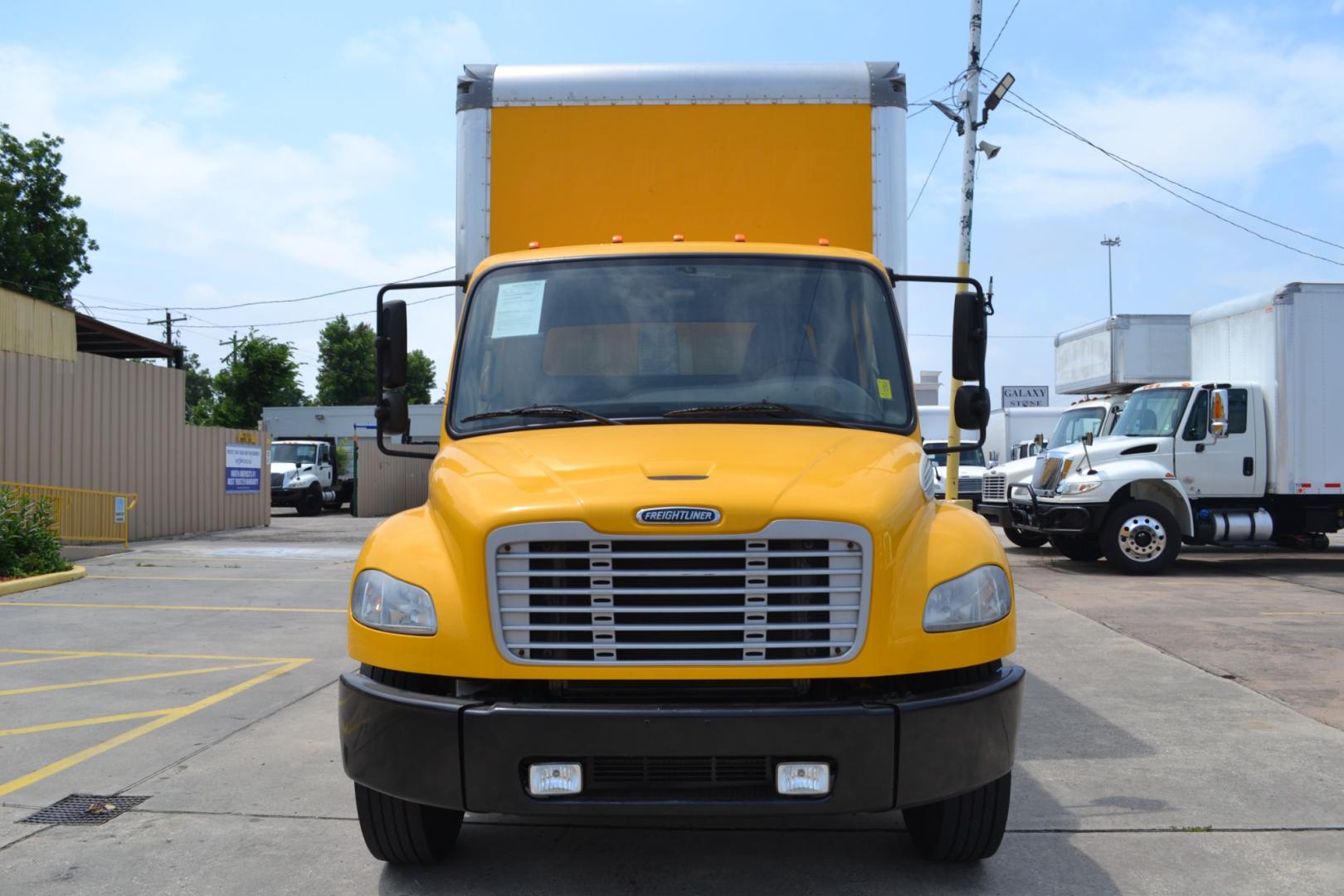 2018 YELLOW /BLACK FREIGHTLINER M2-106 with an CUMMINS B6.7L 220HP engine, ALLISON 2200RDS AUTOMATIC transmission, located at 9172 North Fwy, Houston, TX, 77037, (713) 910-6868, 29.887470, -95.411903 - Photo#1